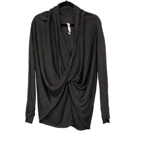 EUC Lululemon Iconic Draped Twist Front Charcoal Gray Sweater Size 6
